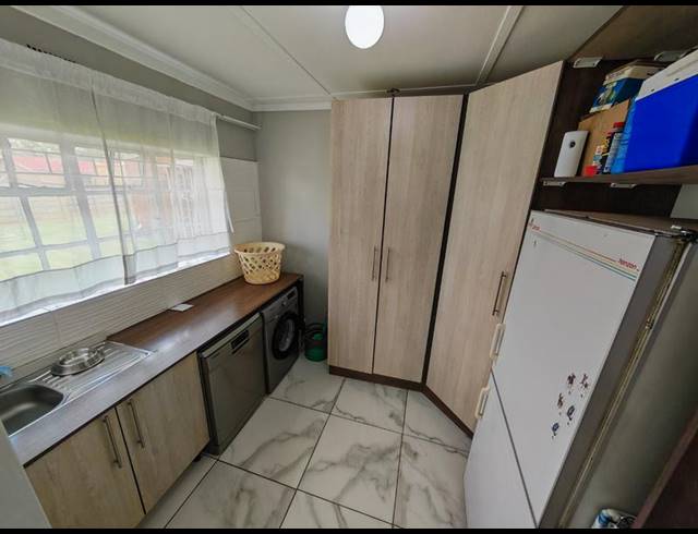 3 BEDROOM HOUSE FOR SALE IN VANDERBIJLPARK SW 5